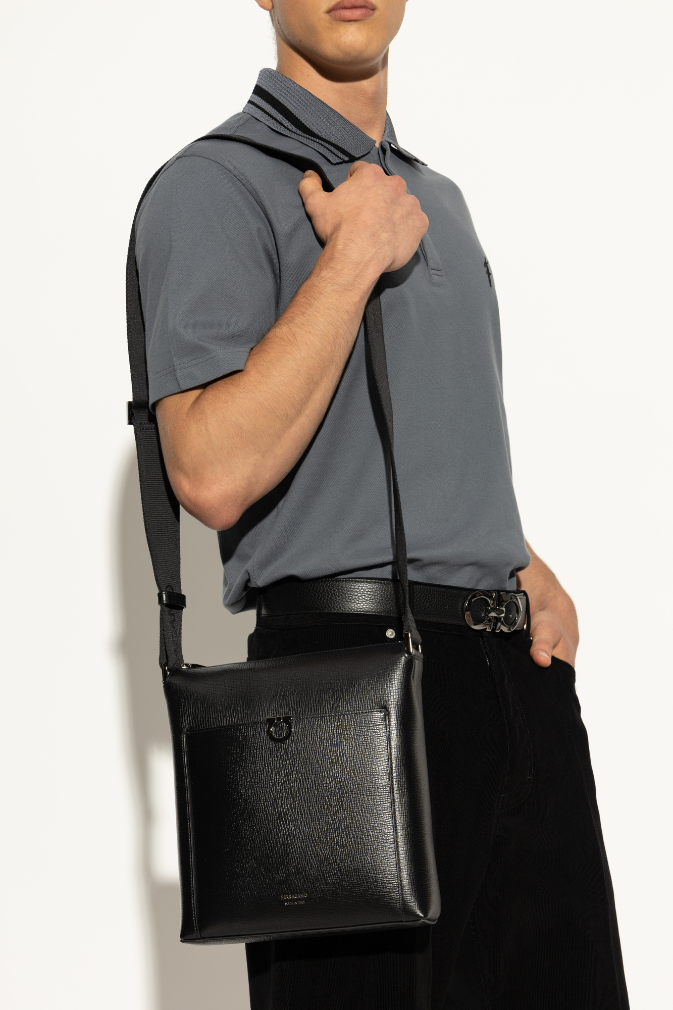 Black Leather shoulder bag `Trading` FERRAGAMO - Vitkac Canada